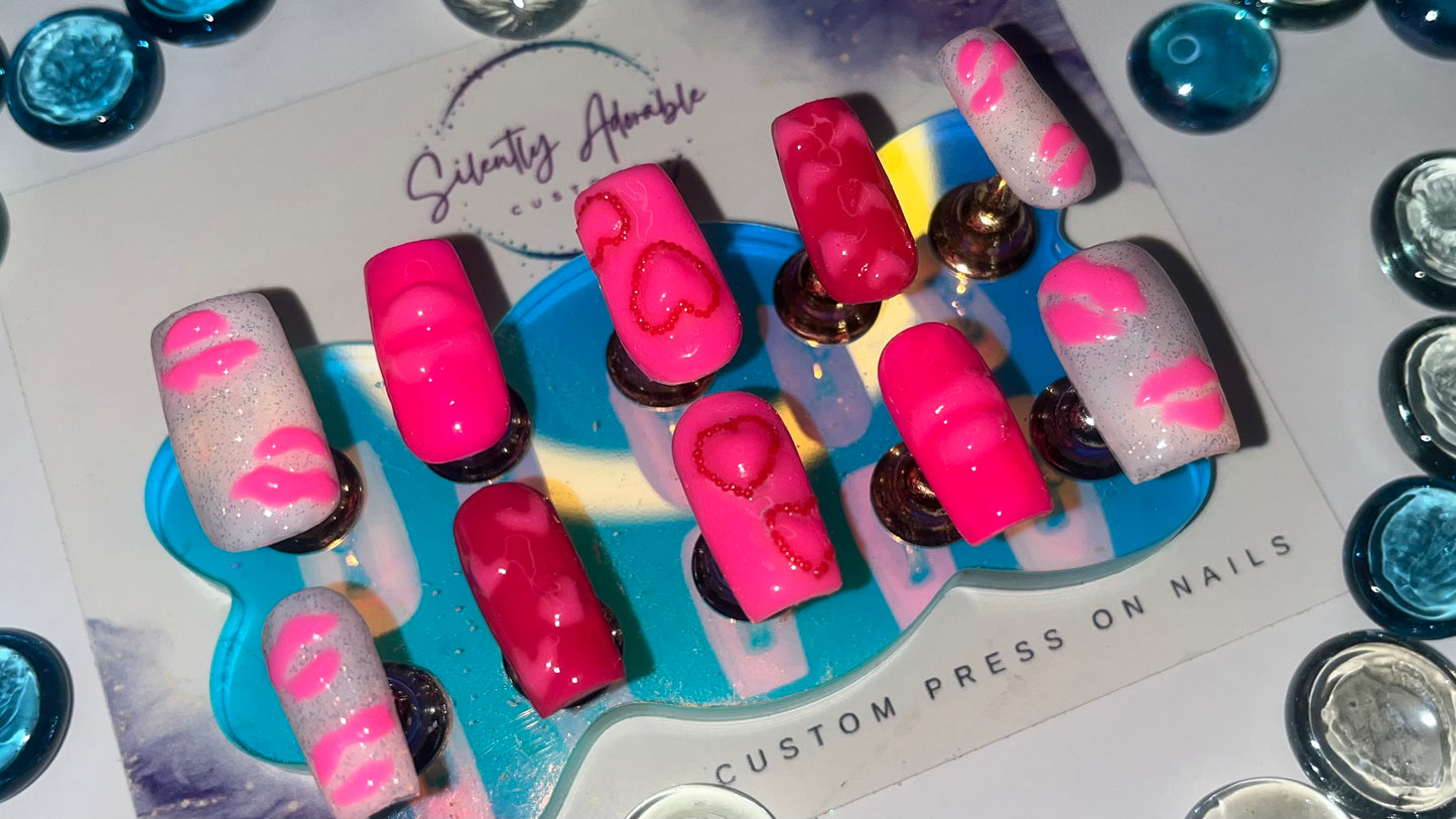 Balloon Love Square – Medium Press-On Nails | Chic & Comfortable Wear