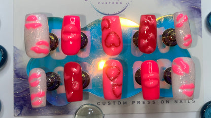 Balloon Love Square – Medium Press-On Nails | Chic & Comfortable Wear