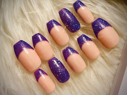 Sparkling Plums – Shorty Medium Press-On Nails | Elegant & Shimmering